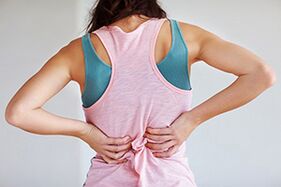 Príznaky a príznaky hrudnej osteochondrózy